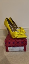 NWT TORY BURCH Yellow Satin Bow Pointed Toe Stiletto Pumps Heels Size 7 
