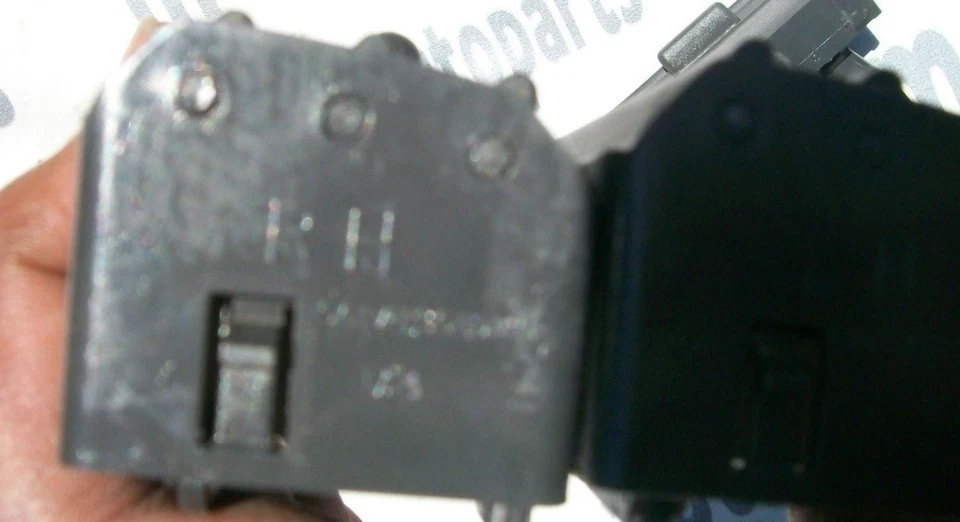 1992-2002 ELDORADO, 1992-1997 SEVILLA (4) TABLERO CENTRAL SUPERIOR AIRE ACONDICIONADO CALEFACCIÓN VENTILACIONES Foto 4 de 4