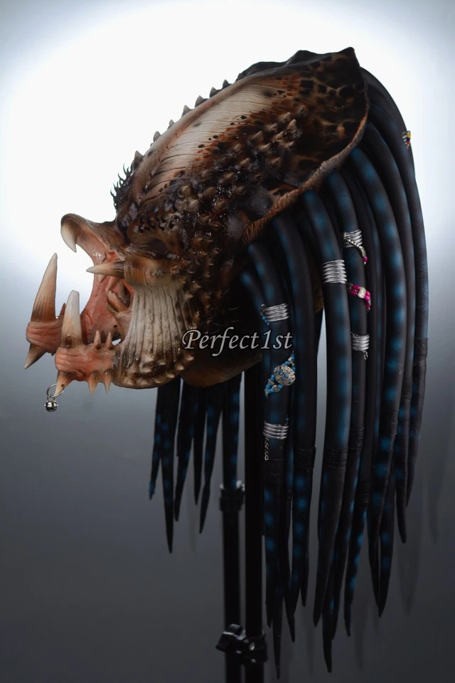 PREDATOR Elder Halloween Latex MASK Helmet Durable wearable one size hair dread - Image 4 of 4