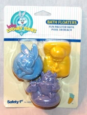 NEW IN PACKAGE VINTAGE 1997 LOONEY TUNES BUGS BUNNY  BATH FLOATERS