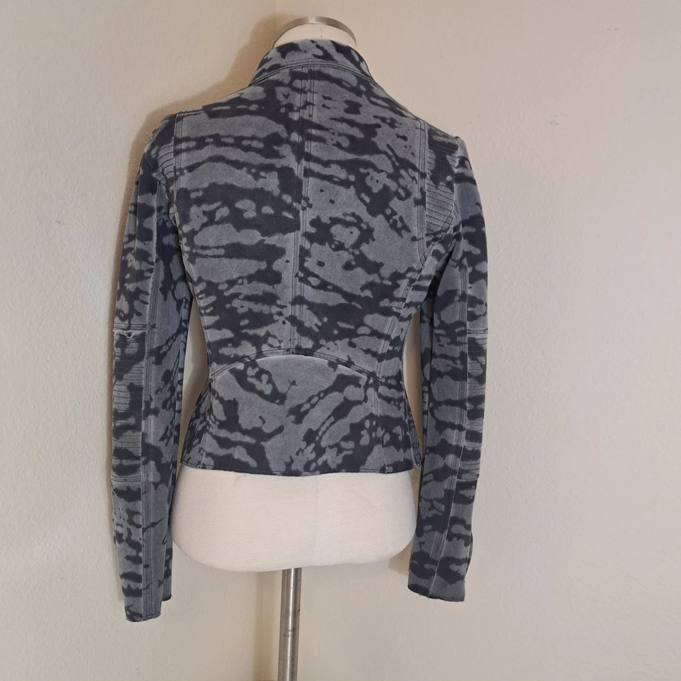 Jaqueta Anthropologie Marrakech Feminina Tamanho P Cinza Camuflagem Moto Zíper Grunge Rock - Imagem 2 de 4