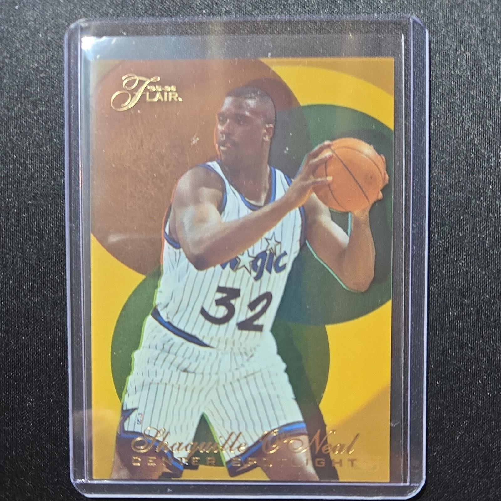 1995 Flair Shaquille O'Neal #5 Center Spotlight