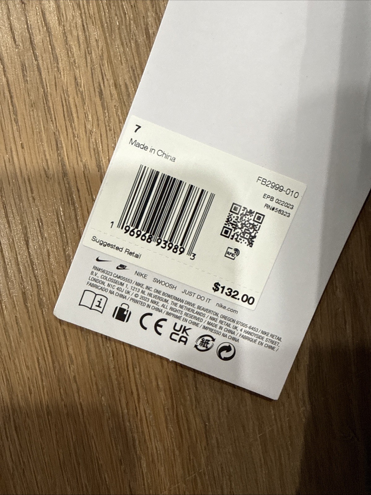 Nike GK Grip 3 Soccer Goalkeeper Gloves - FB2998-010 - Size: 7 thumbnail 2