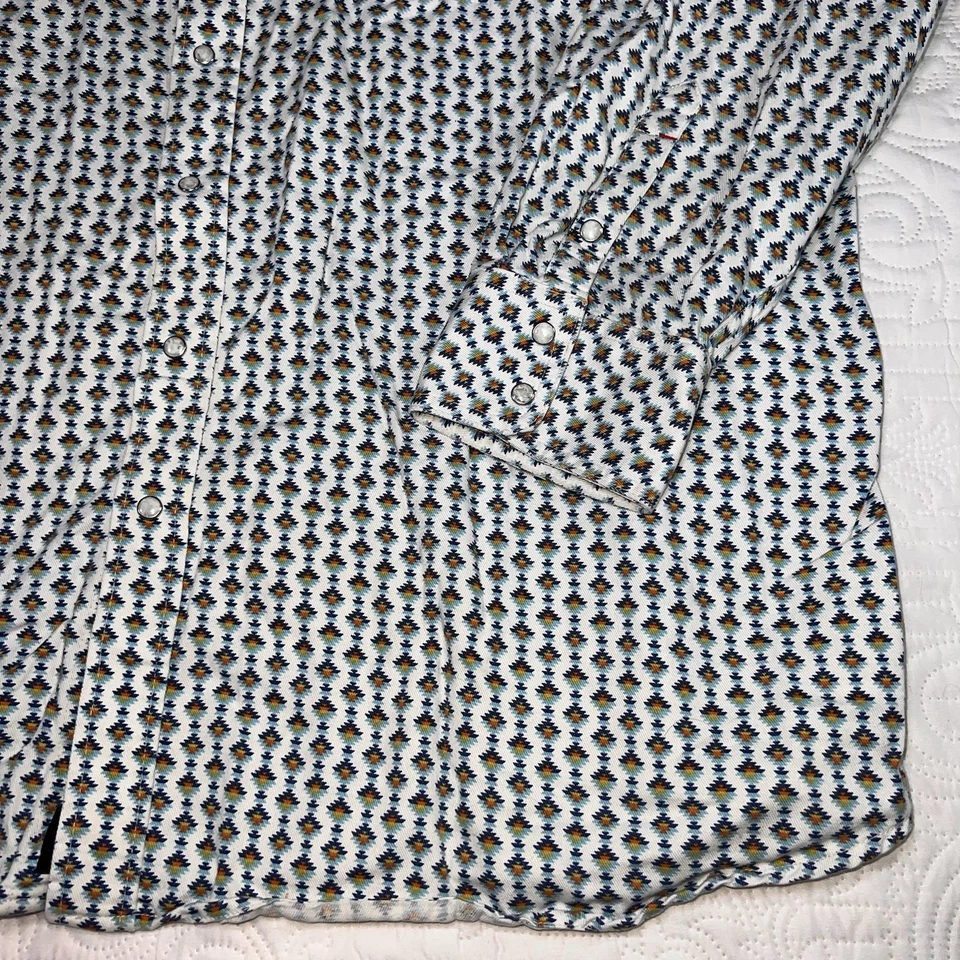 Ariat FR Shirt Men’s Size 4XL Aztec Print Flame Resistant CAT 2 Western Button - Image 4 of 4