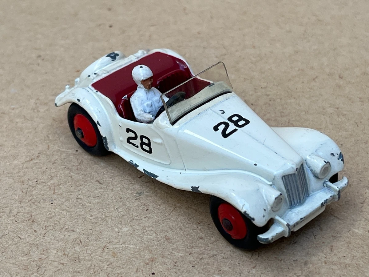 Dinky Toys MG Midget Voiture Sport 102 No Corgi No Solido No