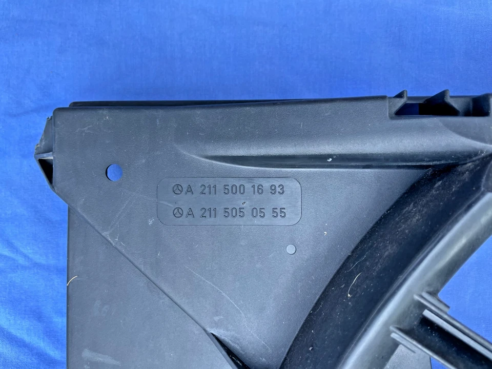 '03-11 梅赛德斯 W211 E500 CLS500 发动机电机冷却散热器风扇组件 原始设备制造商 — 第 4/4 张图片