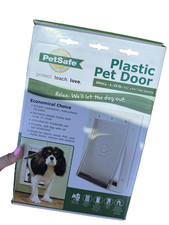 PetSafe Plastic Pet Door, Small 1-15 lb, Door Mount, 5 1/4" x 8" Flap