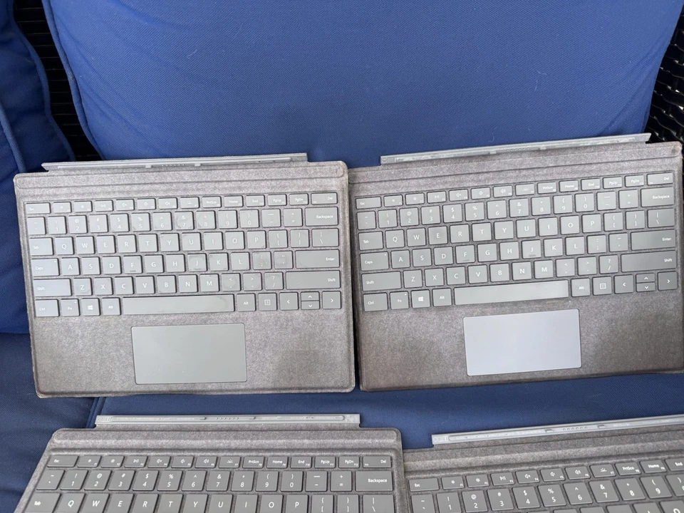 Funda Microsoft Surface Pro, teclado modelo 1725 12,3”-para modelos 3,4,5,6,7-gris Foto 2 de 4