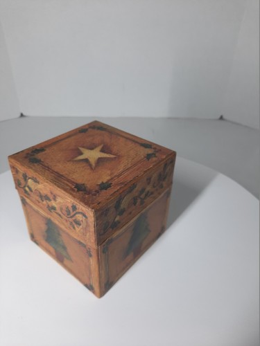 Bob’s Boxes Primitive Colors Christmas 4 1/8" Decorative Box R. A. Lang Card Co. - Picture 6 of 13