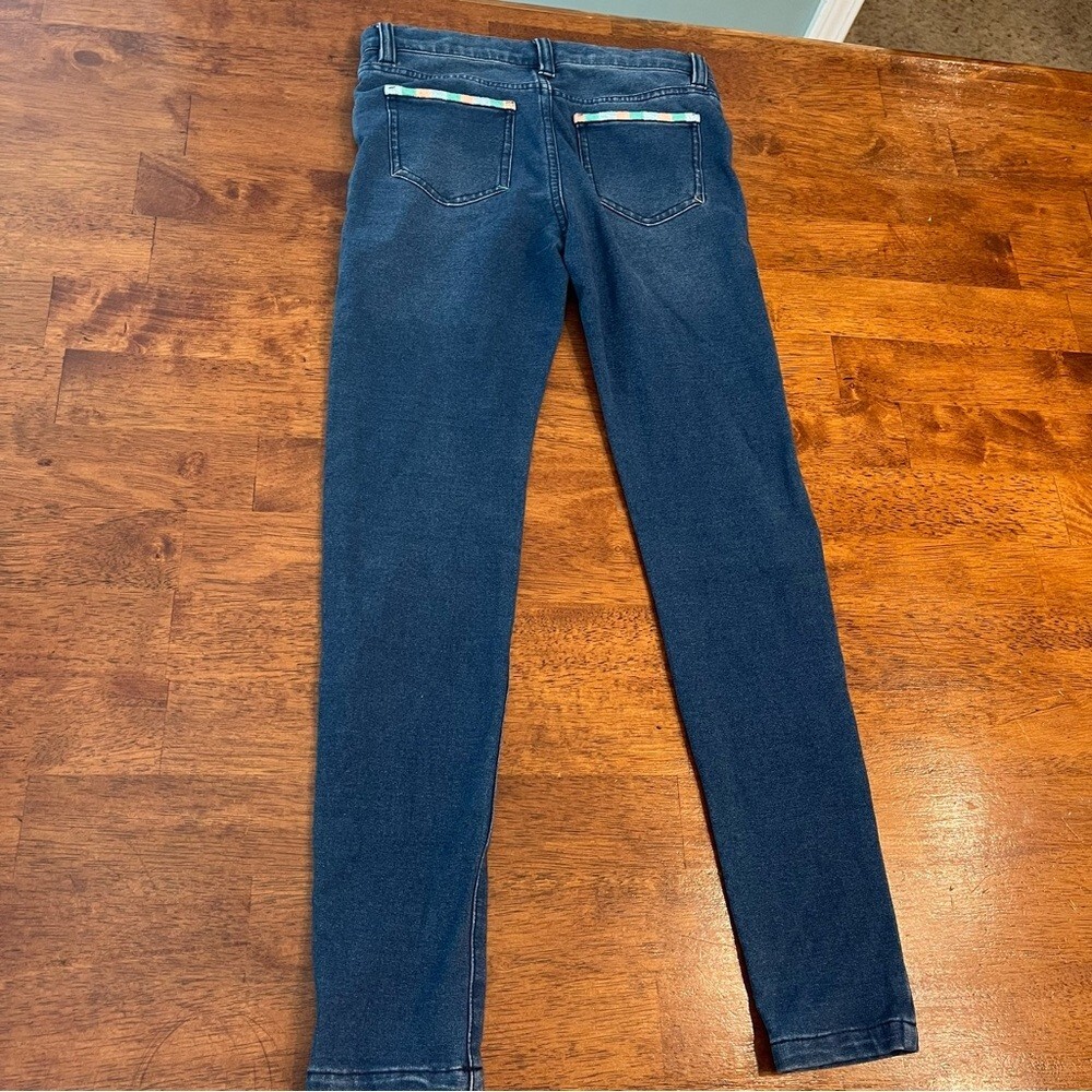 Picture 4 of 5