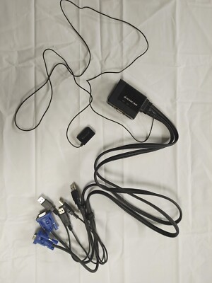 IOGEAR 2-Port USB KVM Switch GCS22U