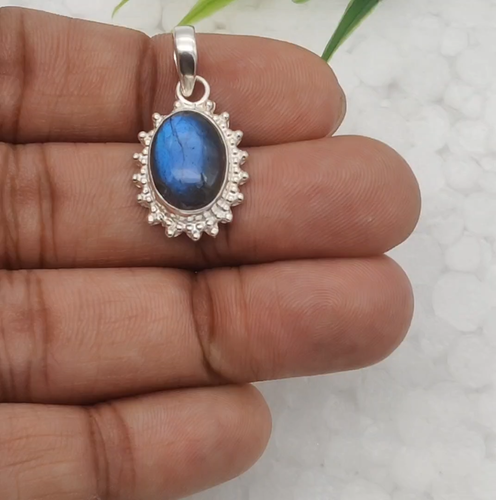 Silver Labradorite Necklace 925 Sterling Handmade Jewelry Gemstone Necklace - Video 1 of 1