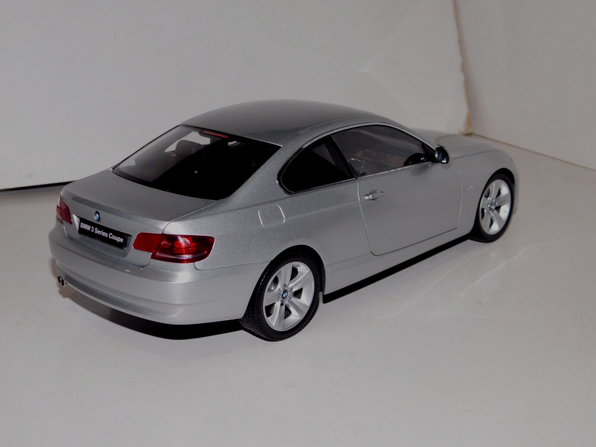 BMW E92 3 Series/3er 330i Coupe 2007 SILVER KYOSHO 08735S 1:18 | eBay