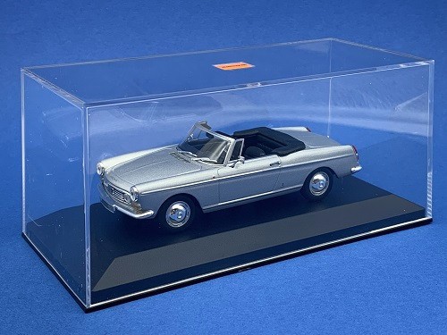 Peugeot 404 Cabriolet im Maßstab 1:43 Minichamps OVP NEU
