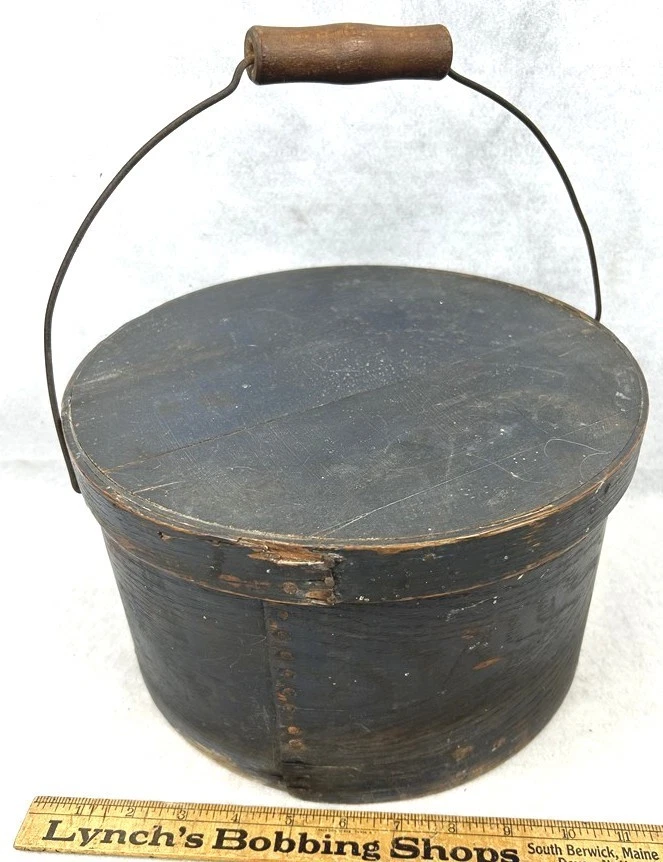 caja despensa antigua con mango pintura azul oscuro 11,5 x 6,5 original mediados siglo XIX mejor Foto 2 de 4