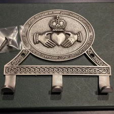 Claddagh Irish Pewter Wall Hanging Key Ring Hook Holder Jeweled Cross Co NOS