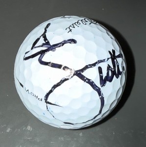 ADAM SCOTT SIGNED AUTOGRAPHED GOLF BALL W/DISPLAY CUBE COA #JJ2209 AUTO