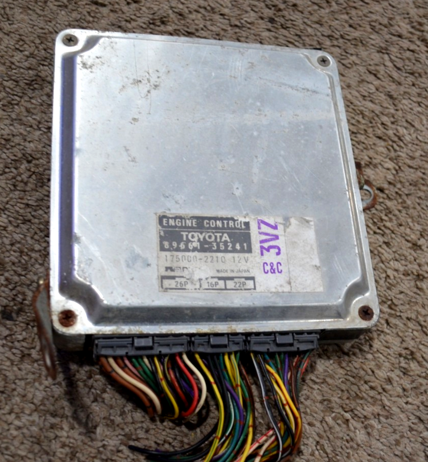 1989- 1995 TOYOTA PICK UP ECU ECM ENGINE CONTROLLER MODULE 3VZ OEM