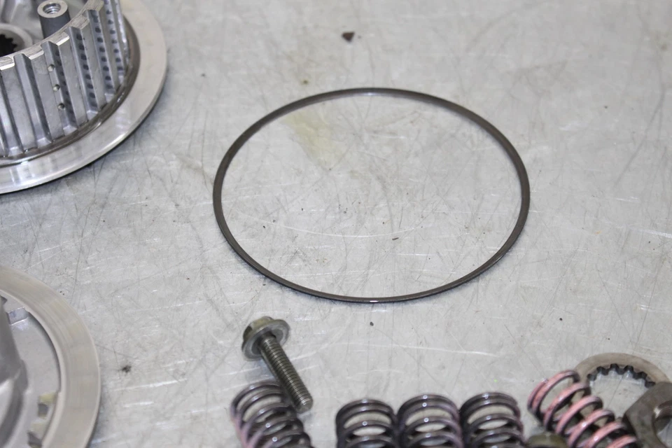 2001 2002 年 YAMAHA YZ250F 原始设备制造商后减震弹簧悬浮线圈 — 第 3/4 张图片