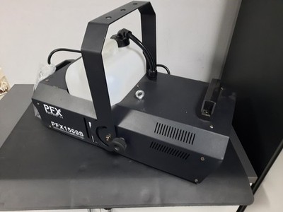 1500 Watt Rauchnebelmaschine mit Handfernbedienung DMX Steuerung