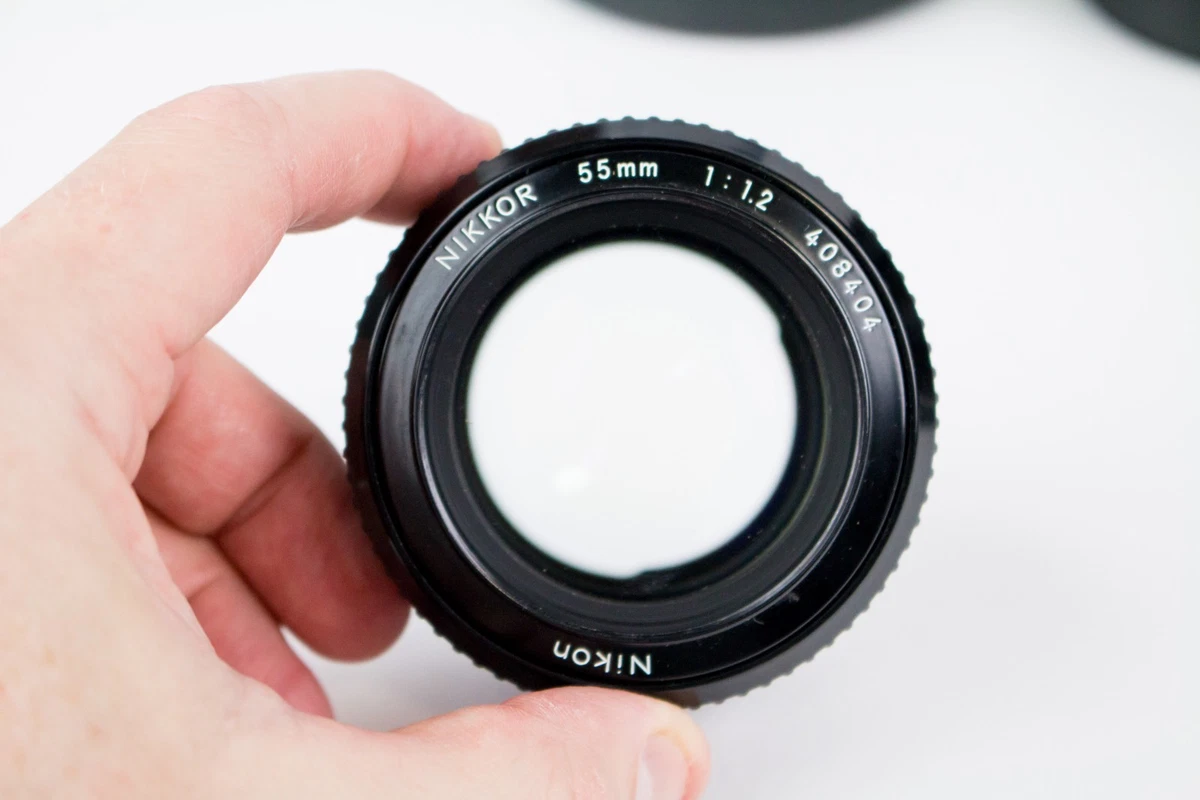 Nikon Nikkor 55mm f/1.2 保護フィルター付 Nikon Nikkor 55mm f/1.2 保護フィルター付