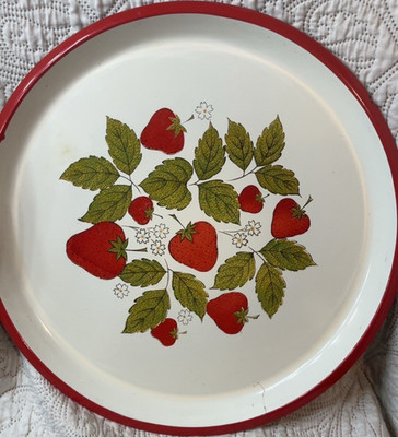 Round Metal Serving Tray Medium Glossy White w/ Red Rim Strawberry Fruit Pattern