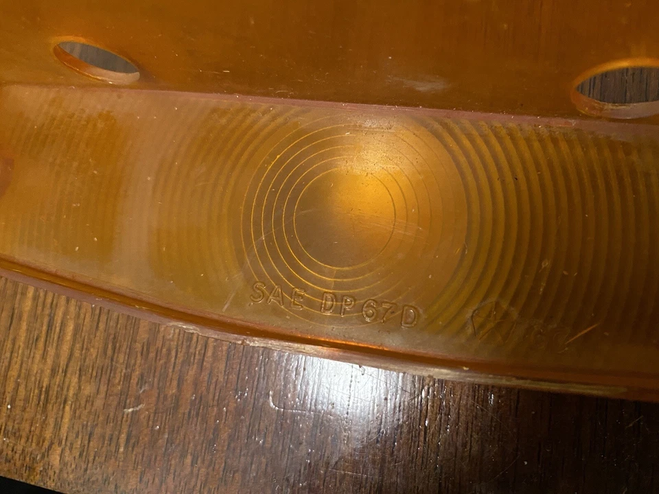 Dodge Polara Monaco 1967 luz de estacionamiento derecha lente señal de giro 2606596 Foto 2 de 4