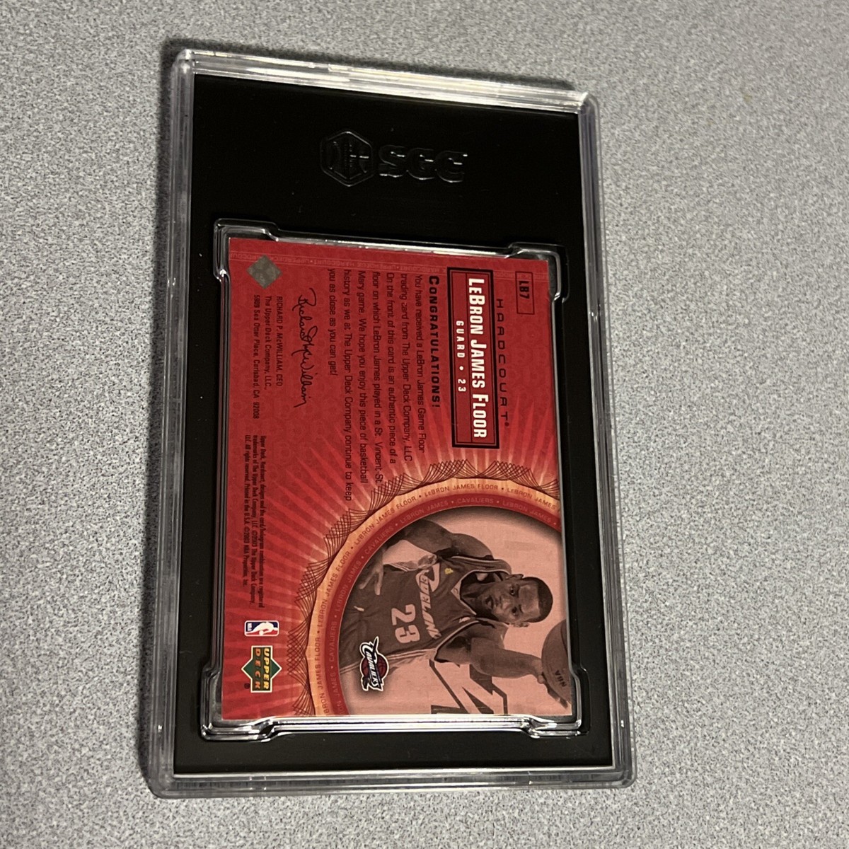 2003-04 UD HARDCOURT LB7 LEBRON JAMES RC ROOKIE GAME FLOOR PIECE 