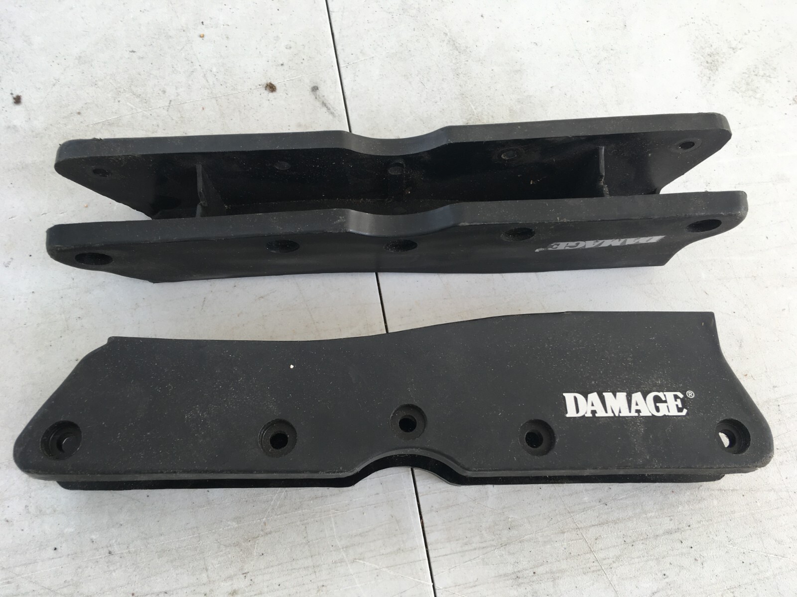 DAÑOS EN LÍNEA PATÍN CHASIS RIELES, EXCELENTE ESTADO SIN DESGASTE