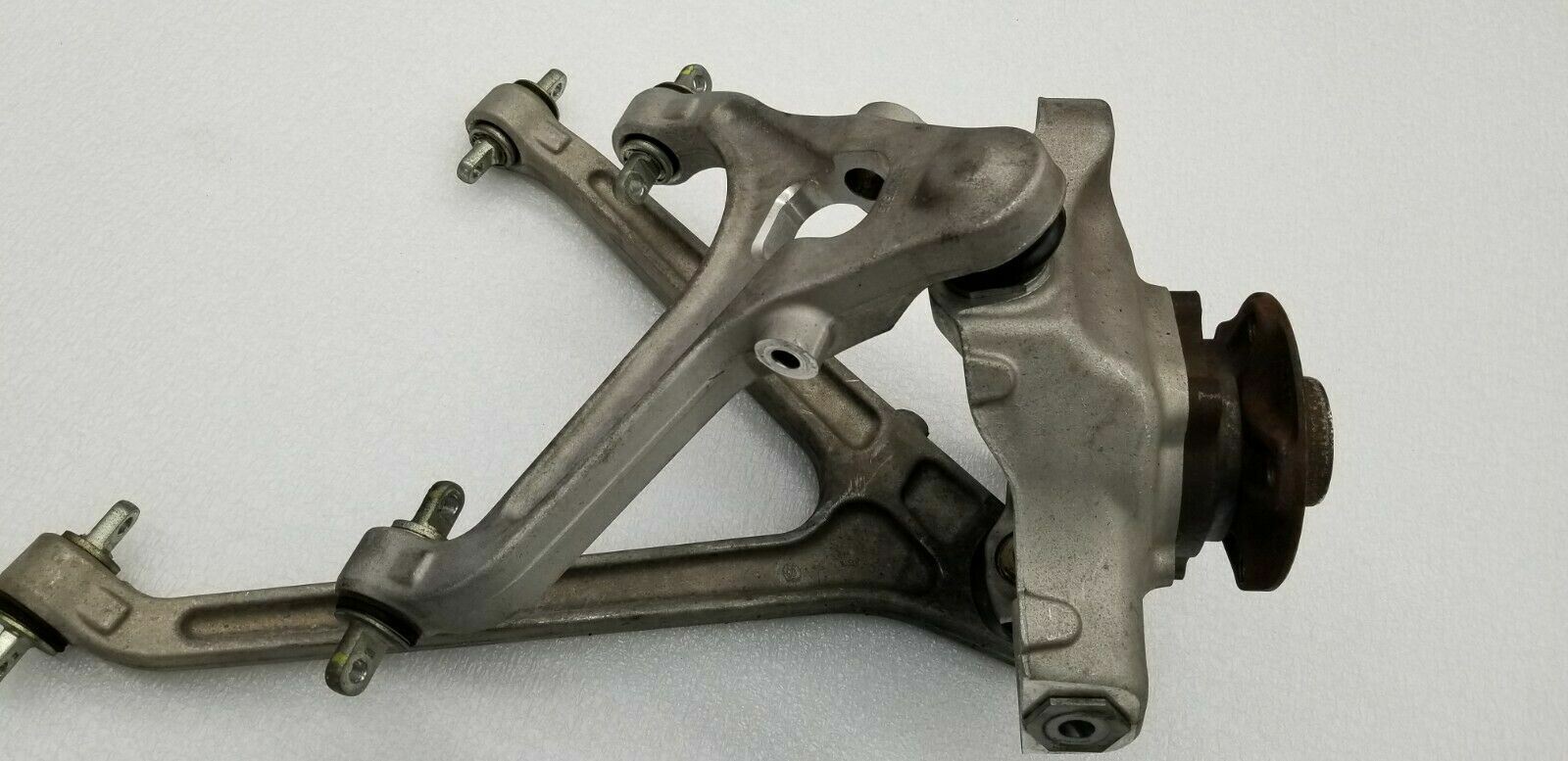 LAMBORGHINI GALLARDO FRONT LEFT SUSPENSION HUB WITH UPPER LOWER CONTROL ARM OEM