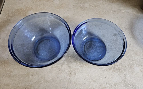Vintage Set Of 2 Anchor Hocking Cobalt Blue  1  and 1.5 Quart Bowls