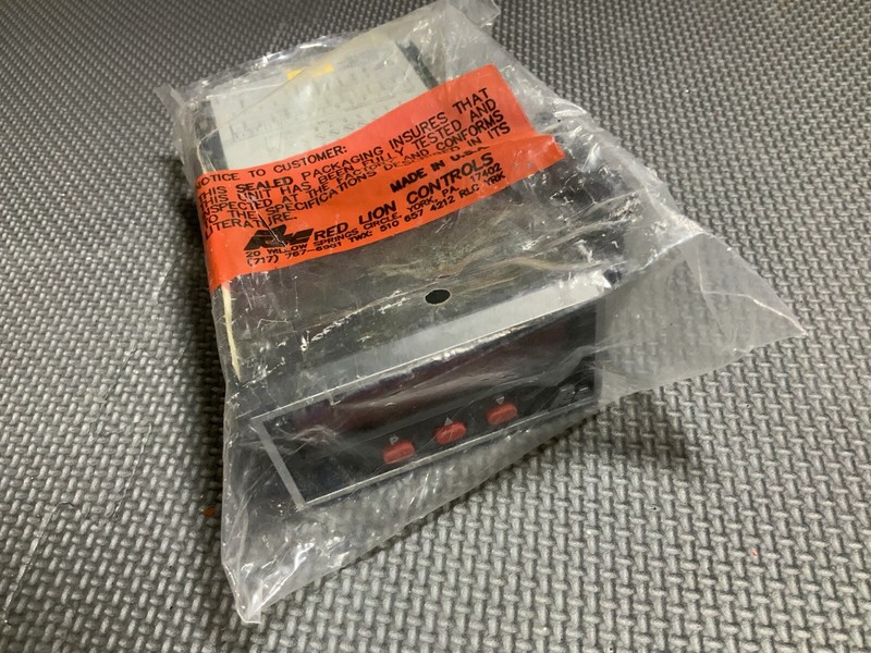 RED LION CONTROLS IMP23160 PROCESS METER 115/230VAC IMP 23160 NOS New Sealed Bag