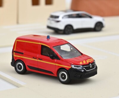 The new Renault Kangoo Family electric van can easily tow a caravan