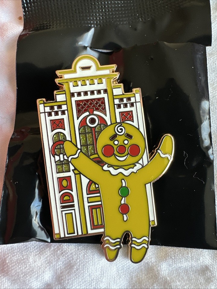 2025 Mickey's Christmas Party Mystery Pin + Box Gingerbread Man B Gold ...