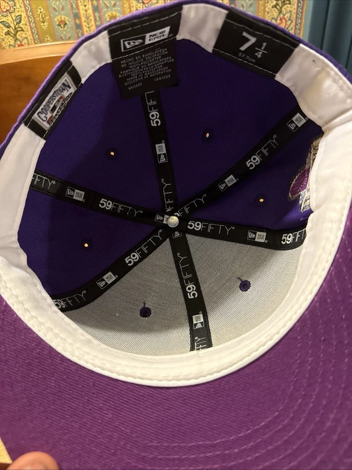 Cleveland Indians Purple/Gold 2016 World Series Patch New Era 59Fifty 7 1/4 NWOT - Image 3 of 3