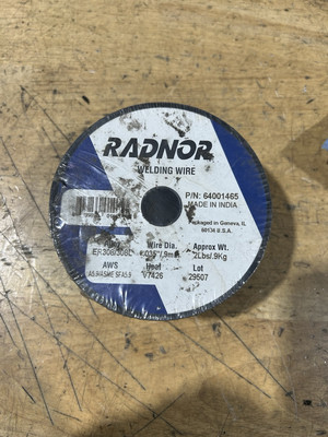 Radnor  .035'' - ER308 L Stainless Steel MIG Wire 2 lb 4'' Plastic Spool