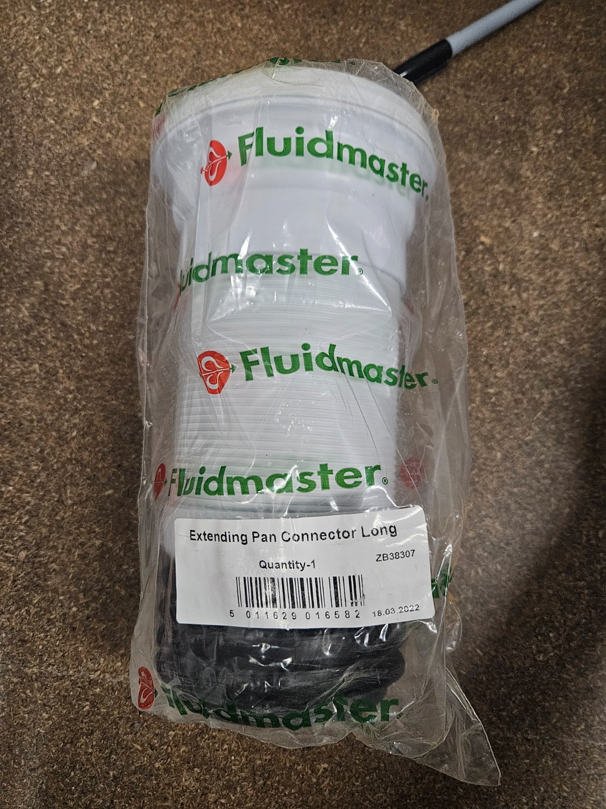 Fluidmaster Extending Wc Pan Connector Straight Long Flexible 300mm to 600mm