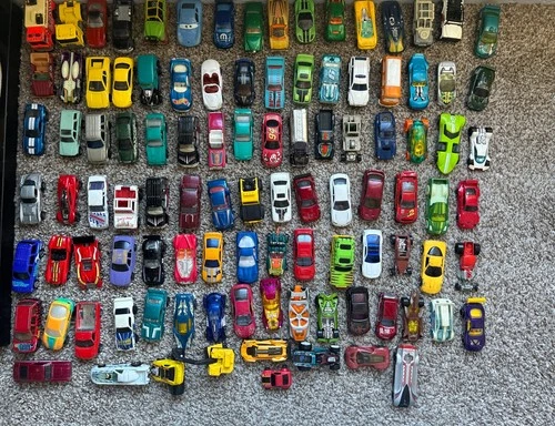 Hot Wheels HUGE LOT OF 102 Mixed Loose Cars/Vehicles (most Vintage)