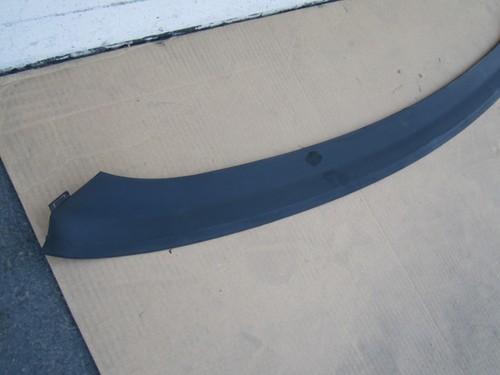 os309117 Tesla Model X 2016 2017 2018 2019 2020 Rear Bumper CENTER MOLDING TRIM - Picture 2 of 8
