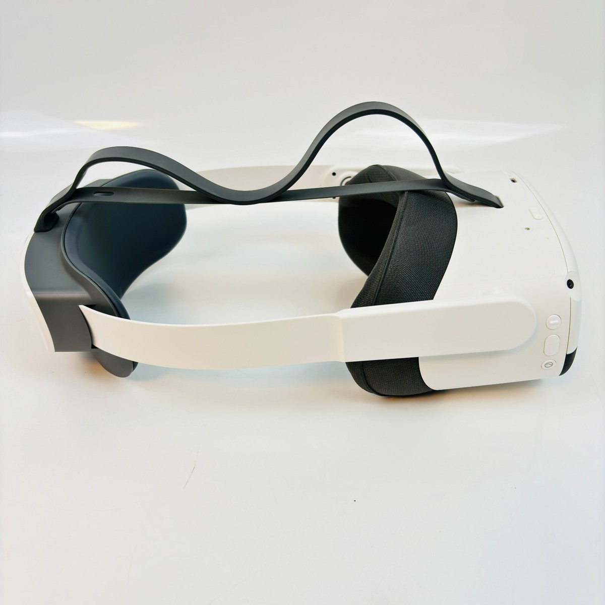Pico Neo3 Link A7H10 White All-in-One VR Head Mounted Pico Neo3 Link A7H10 White All-in-One VR Head Mounted