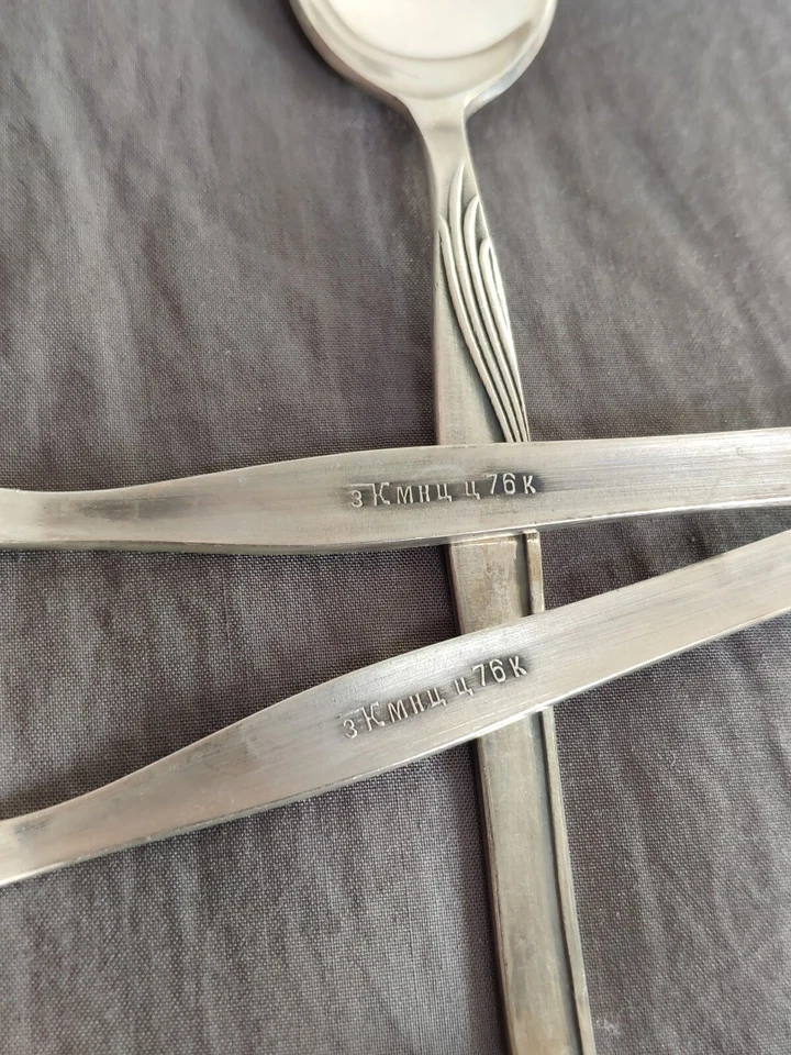 Vintage set of cupronickel Soviet forks, spoons, knife USSR quality mark. - Image 4 of 4
