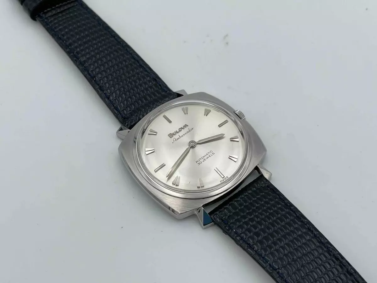 Vintage SS 1965 30J Bulova Ambassador Ultra Slim Automatic Watch