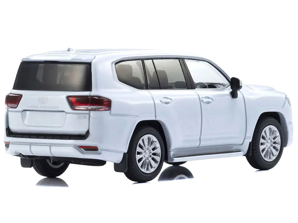 Kyosho Toyota Land Cruiser ZX RHD White W/Mini Book 1/64
