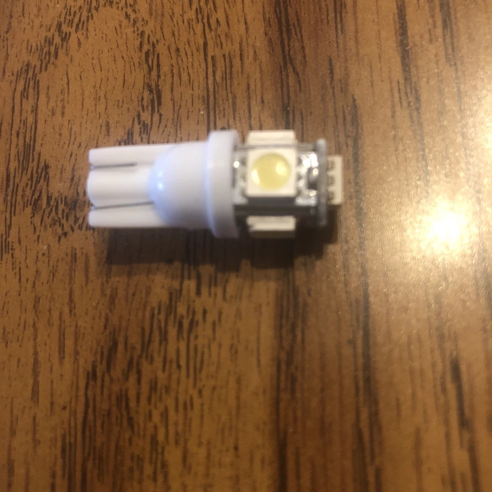 T10 LED 10 total bulbs Wedge Base W5W  2825,158,199,168,194 5-SMD 5050 White - Image 2 of 4