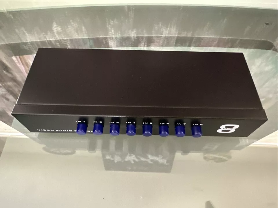 RCA Switch 8 in 1 Out Composite Video L/R Audio Selector Box 8X1 - Image 3 of 4