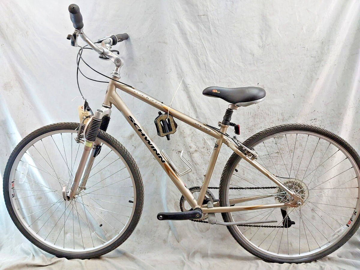 1995 Schwinn Voyageur Sport Comfort Hybrid Bike 17