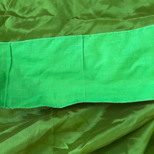 Women’s Indian Saree Neon Green & Hot Pink w/ Gold Embroidery - Picture 8 of 9