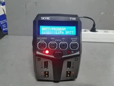 SKYRC T-100 charger