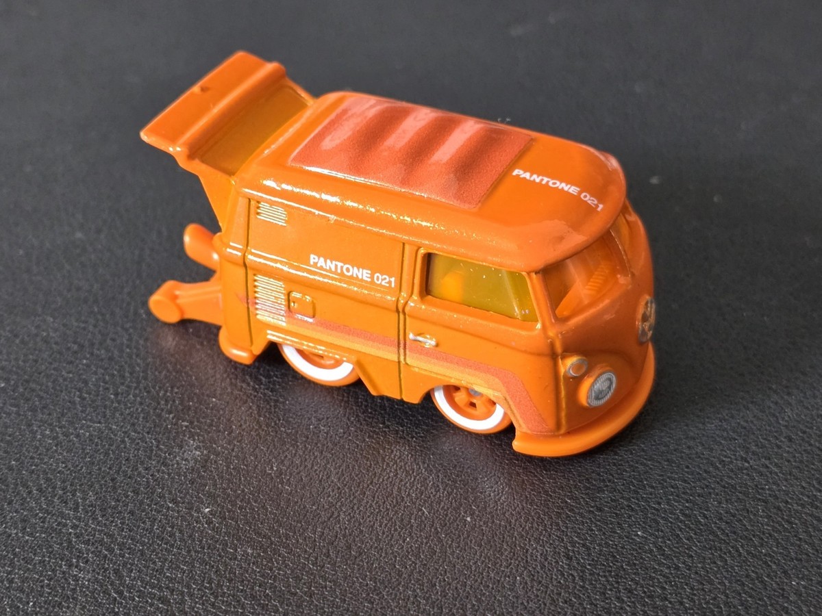 2025 HOT WHEELS Pantone Special VW KOOL KOMBI VAN LOOSE - Orange