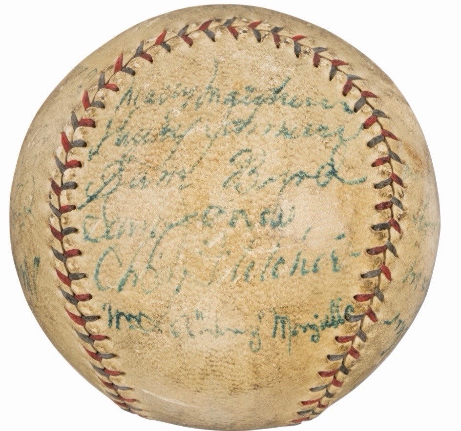 1928 YANKEES W.S. CHAMPS Team Signed Baseball w/ BABE RUTH & LOU GEHRIG PSA LOA view 3
